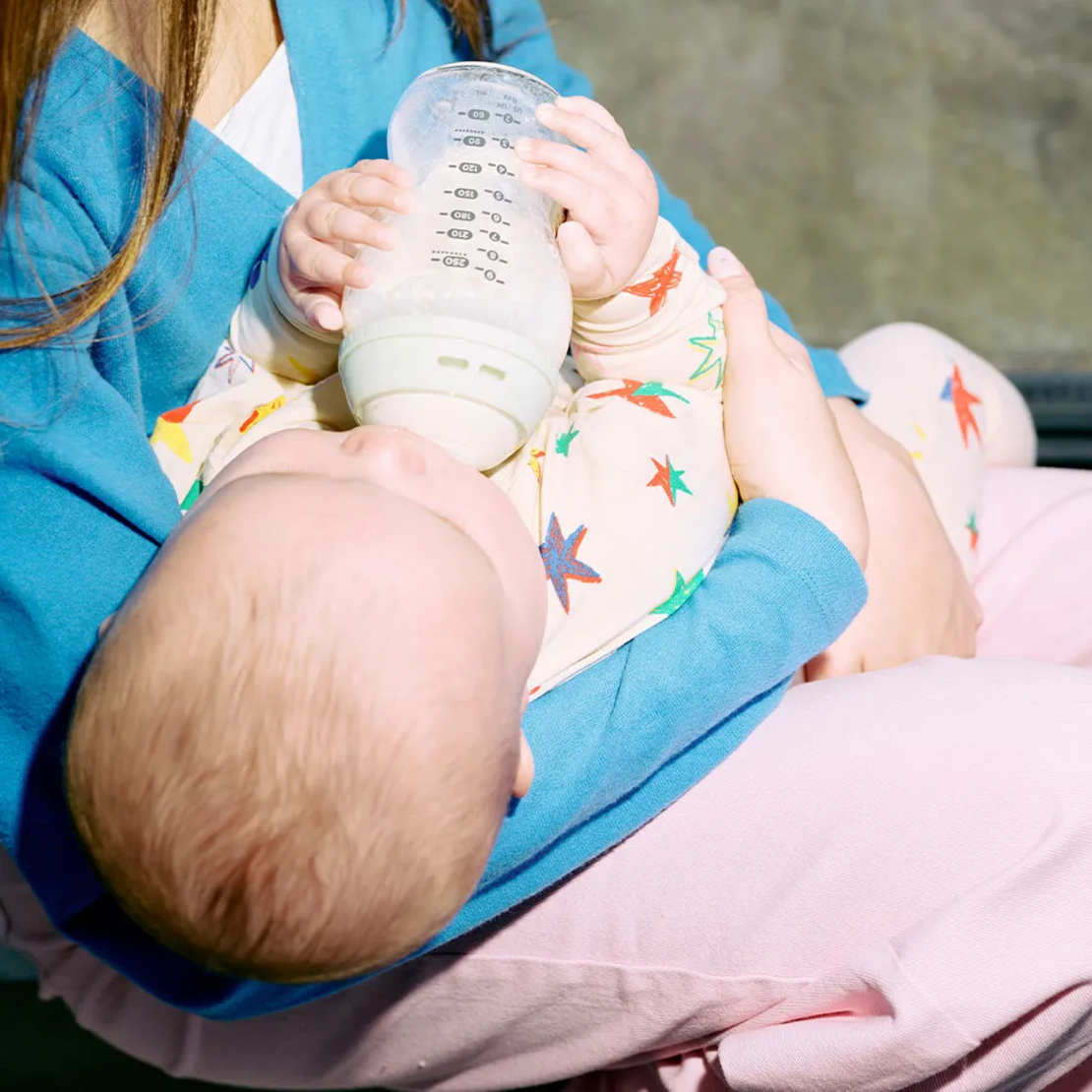 Tommee Tippee Natural Start Стъклено Шише за Хранене  250 ml с Биберон с Бавен Поток 0м+