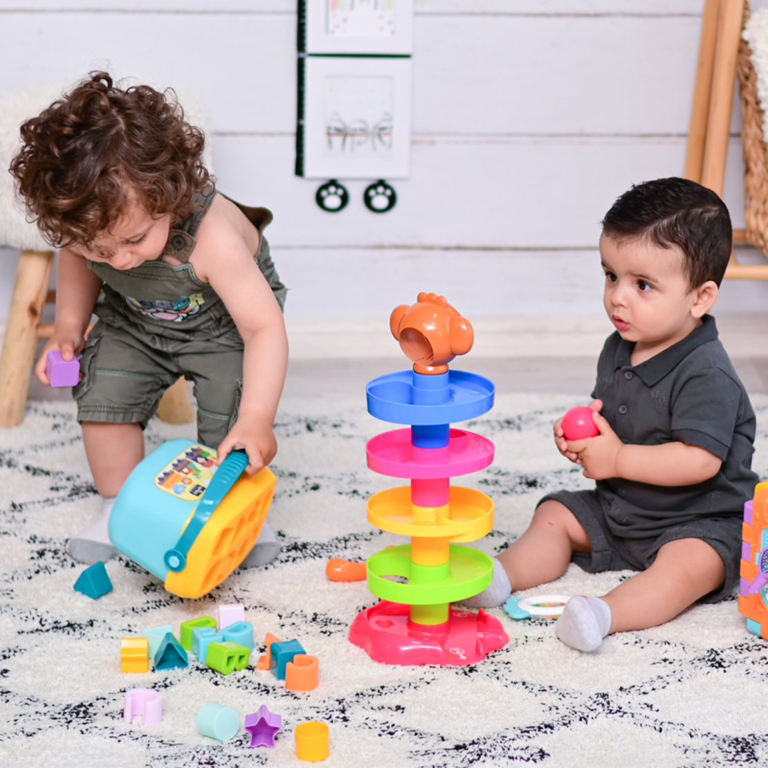 АКТИВНА ИГРАЧКА ROLL BALL