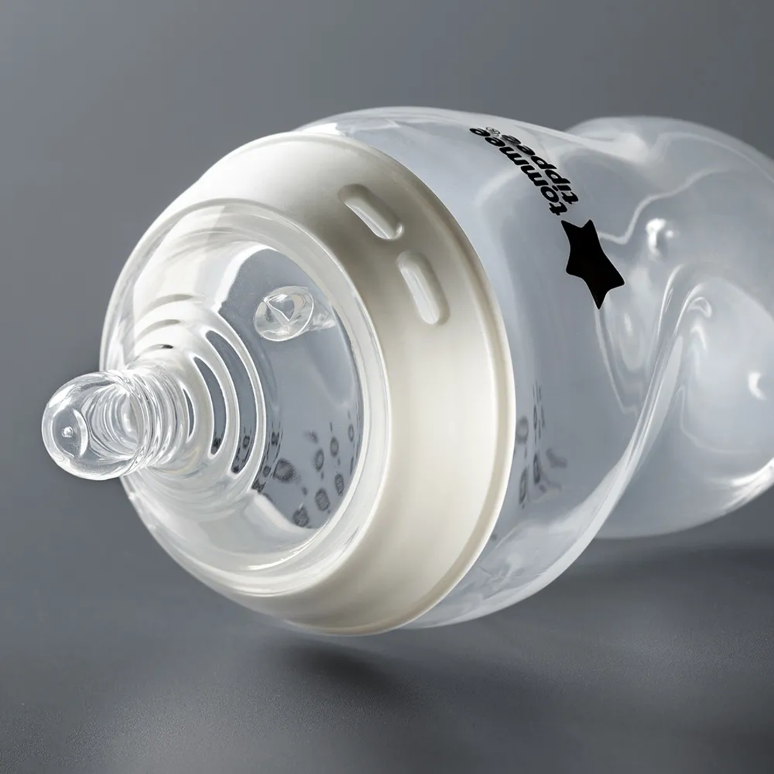 Tommee Tippee Natural Start Самостеризиращо 260 мл Комплект от 2 Броя Бебешки Шишета за Хранене с Биберон с Бавен Поток 1 Капка0м+
