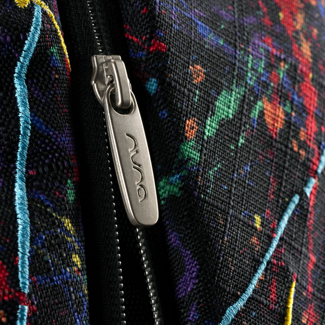 Nuna CARI Next Rainbow Кош за Новородено с Опция за Столче за Кола