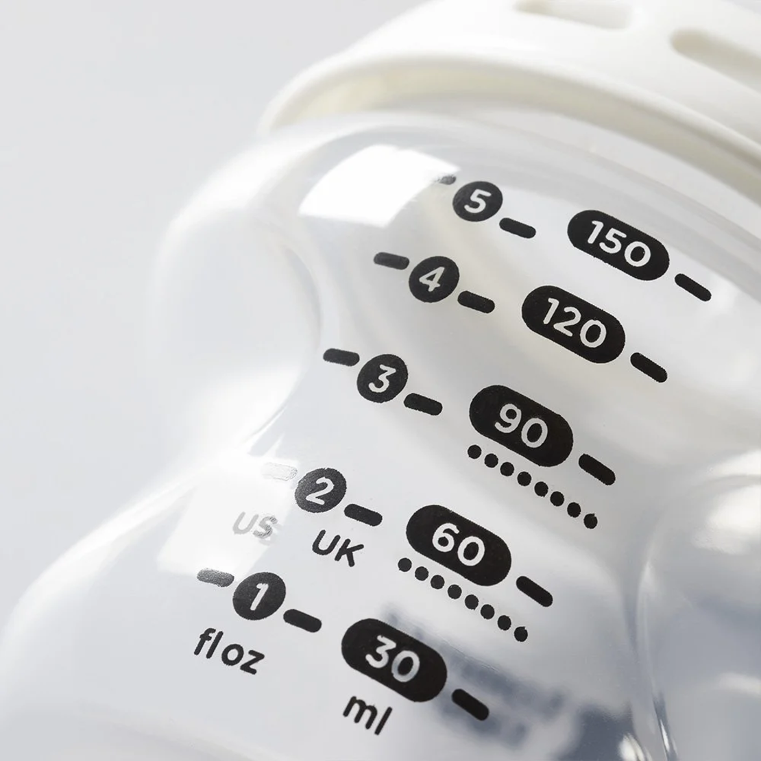 Tommee Tippee Natural Start САМОСТЕРИЛИЗИРАЩО 150 мл. Бебешко шише за хранене с биберон с бавен поток 0м+ (1 капка)