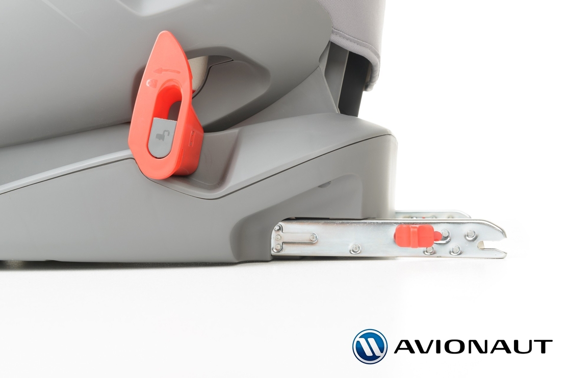 Avionaut Glider Softy столче за кола и IsoFix F.03, 9-25 кг, Черно/розово