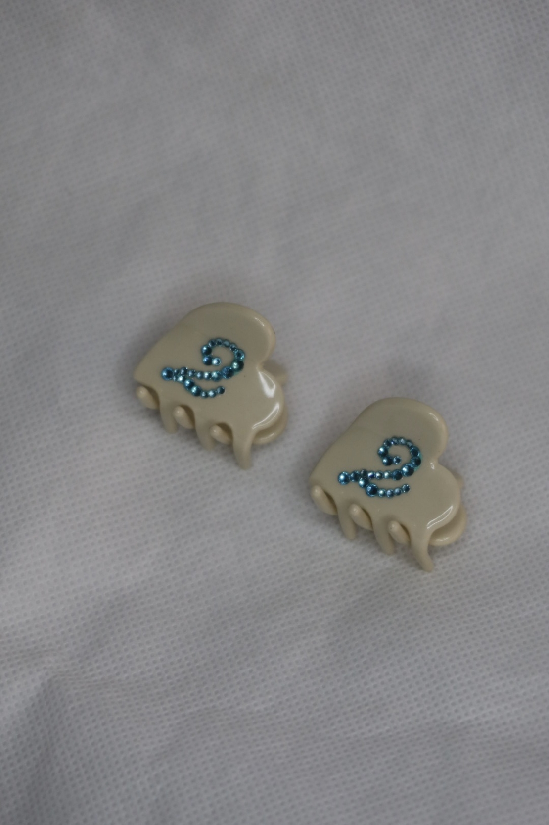 CUSTOM HEART MIDI CLIP SET IN VANILLA PUMP