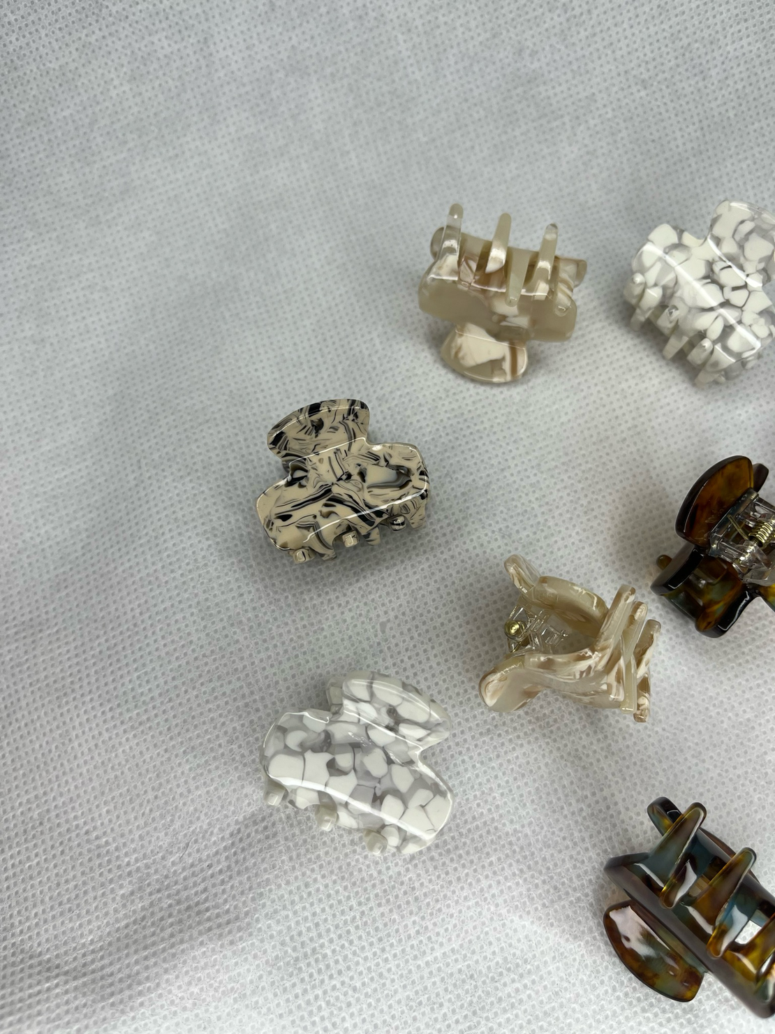 CUSTOM BABE MINI CLIP SET IN CANELÉS