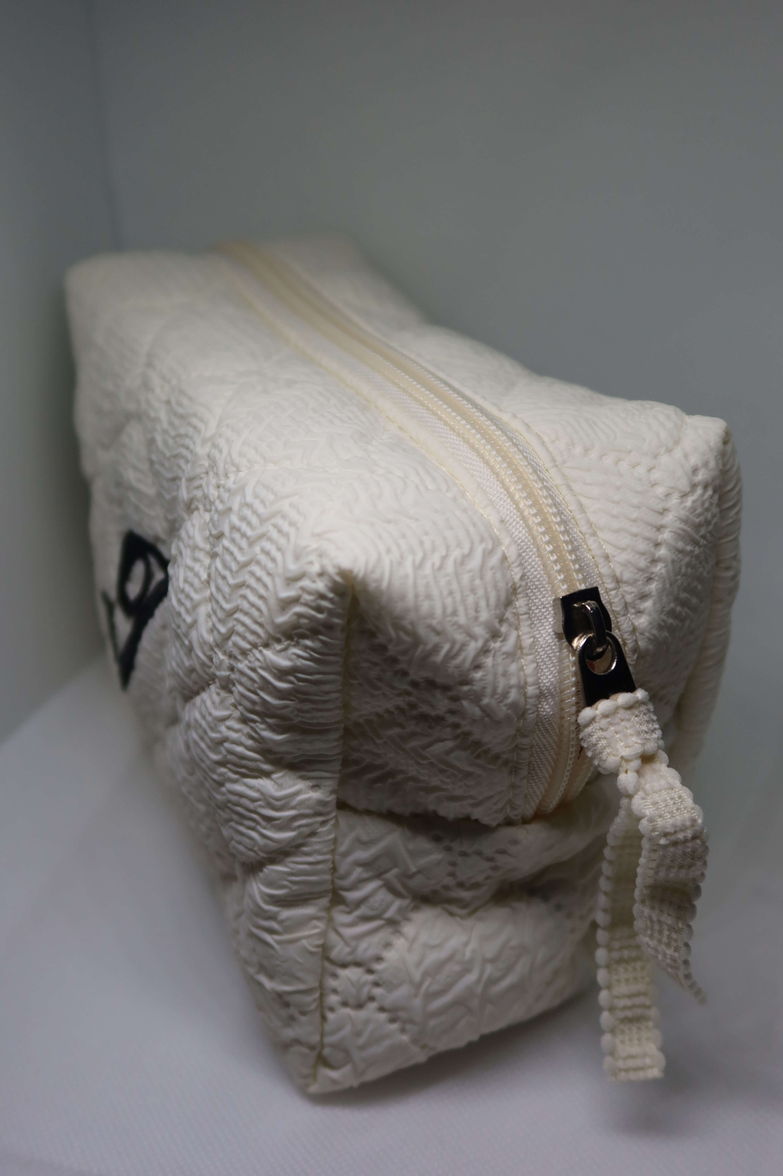 CUSTOM SMALL MONOGRAM ÉCRU TOILETRY BAG
