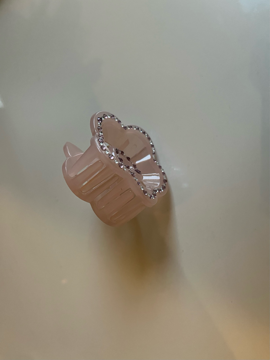 CUSTOM PALE ROSE CLIP