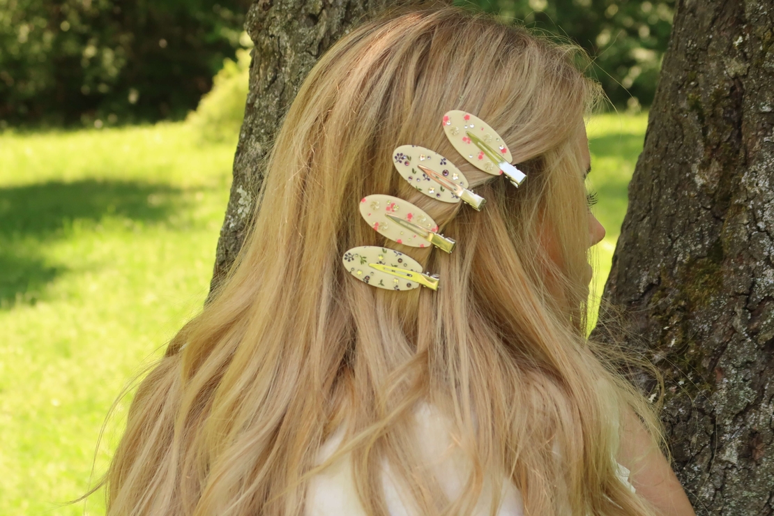 CUSTOM LILAC WHISPERS HAIR PINS