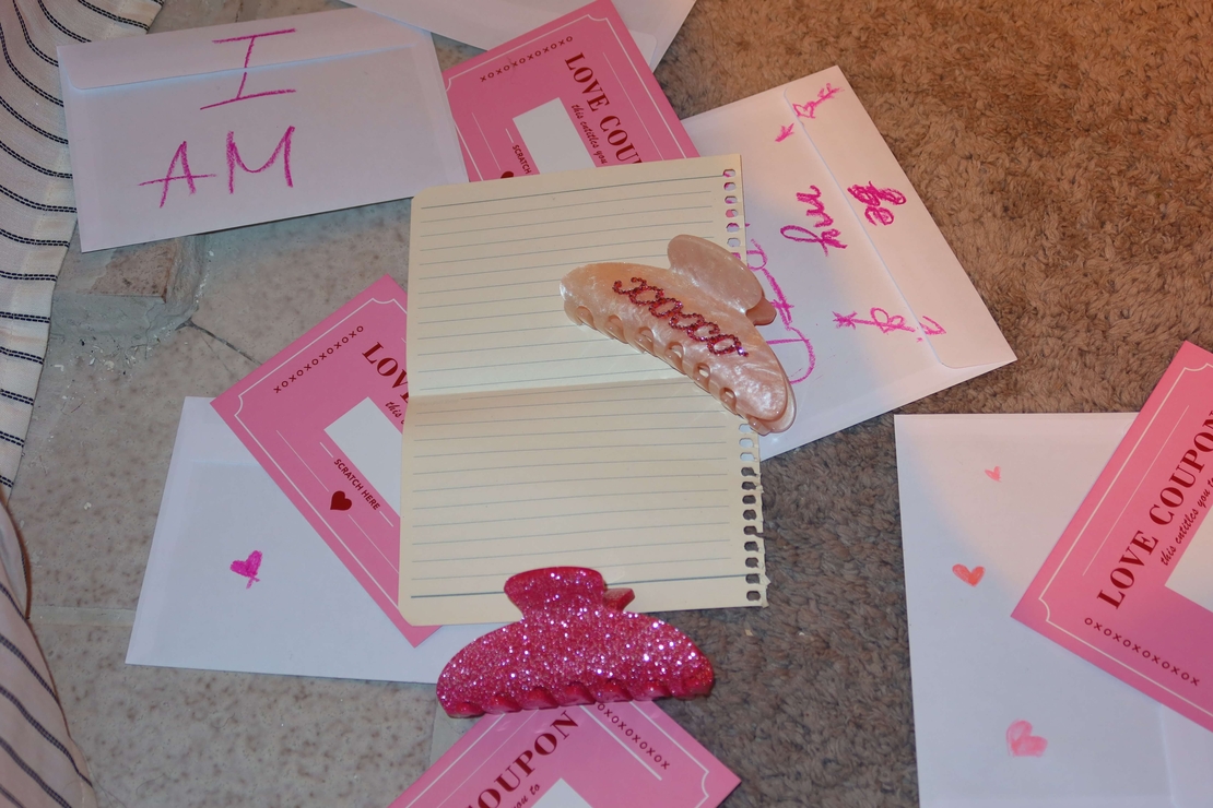 CUSTOM LARGE PINK SUGAR GLITTER