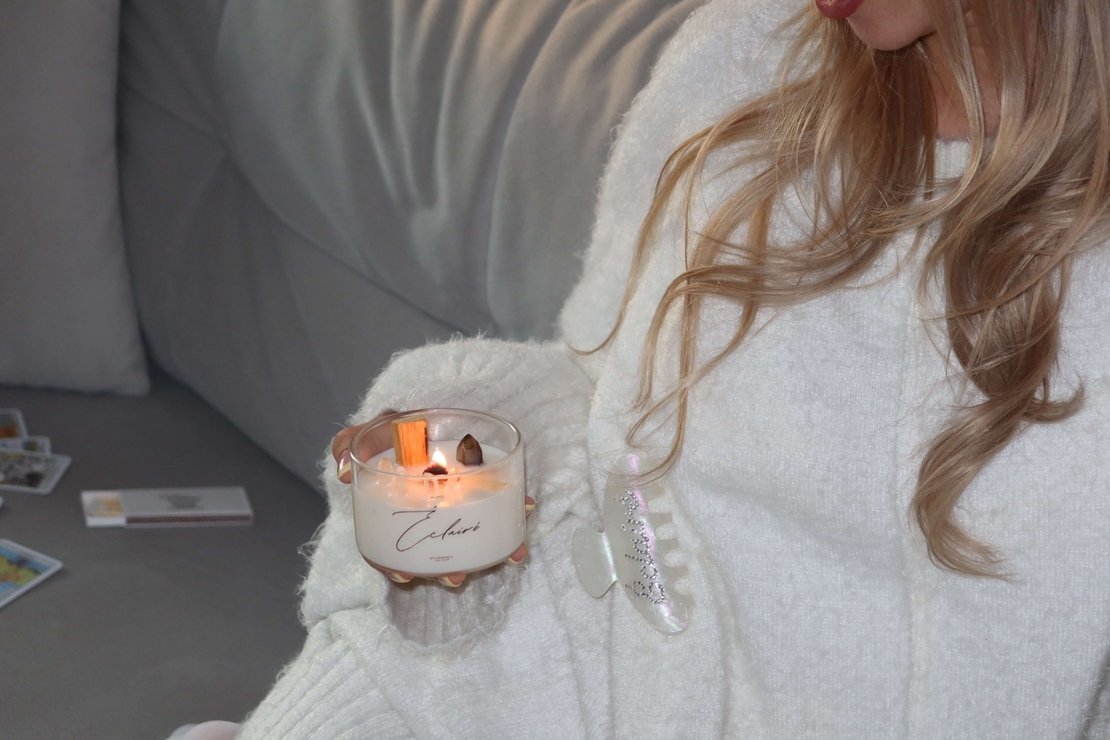 The RÊVE DE TRANQUILLITÉ CRYSTAL candle
