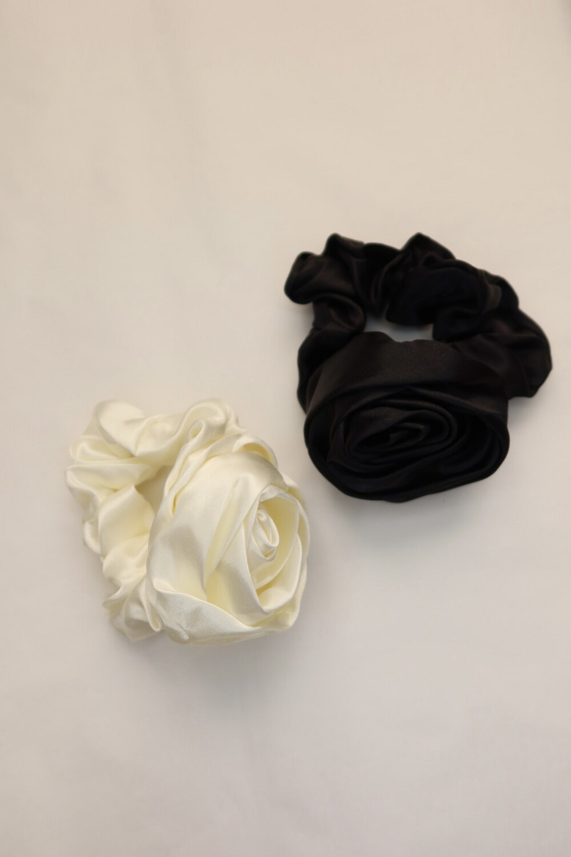 Rosette Scrunchies SET