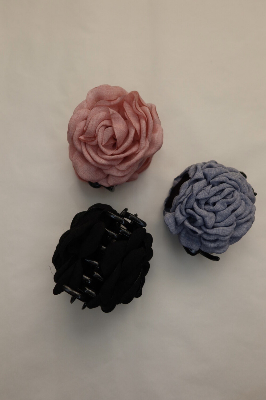 SMALL Rosette Clip in POWDER