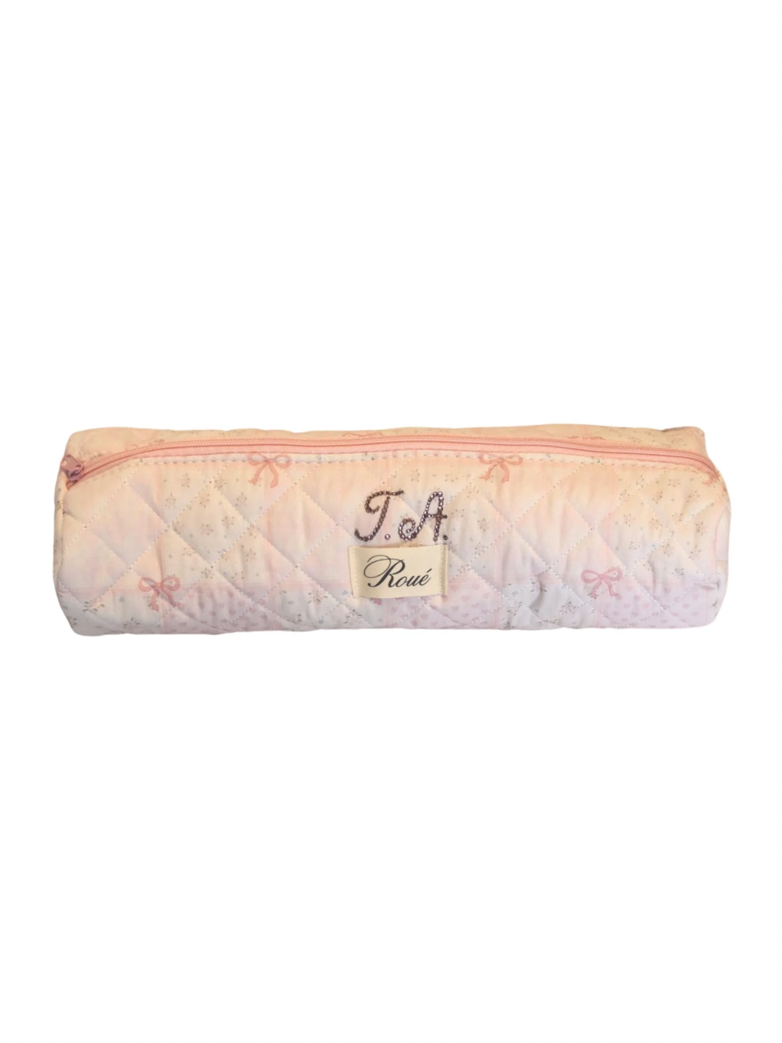 THE CUSTOM Styling Baguette TOILETRY BAG in POUT
