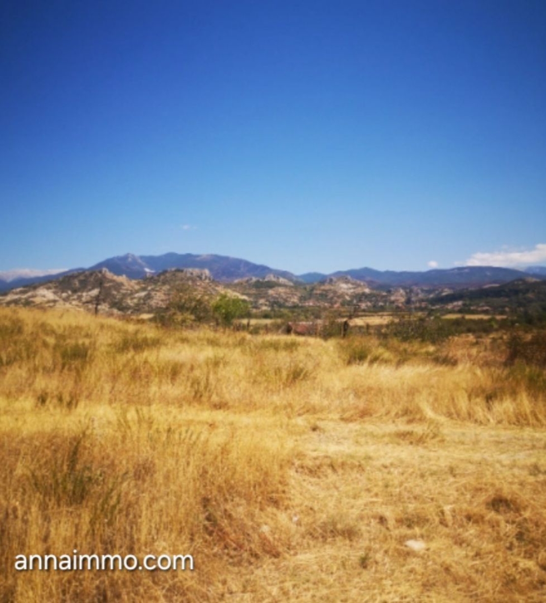 3 Парцела в село Струмяни в Регулация