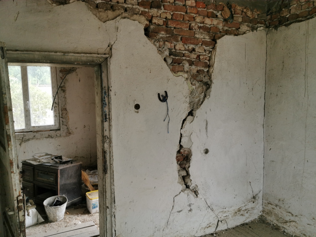 75000лв къща село Генерал Тодоров с 1дк двор