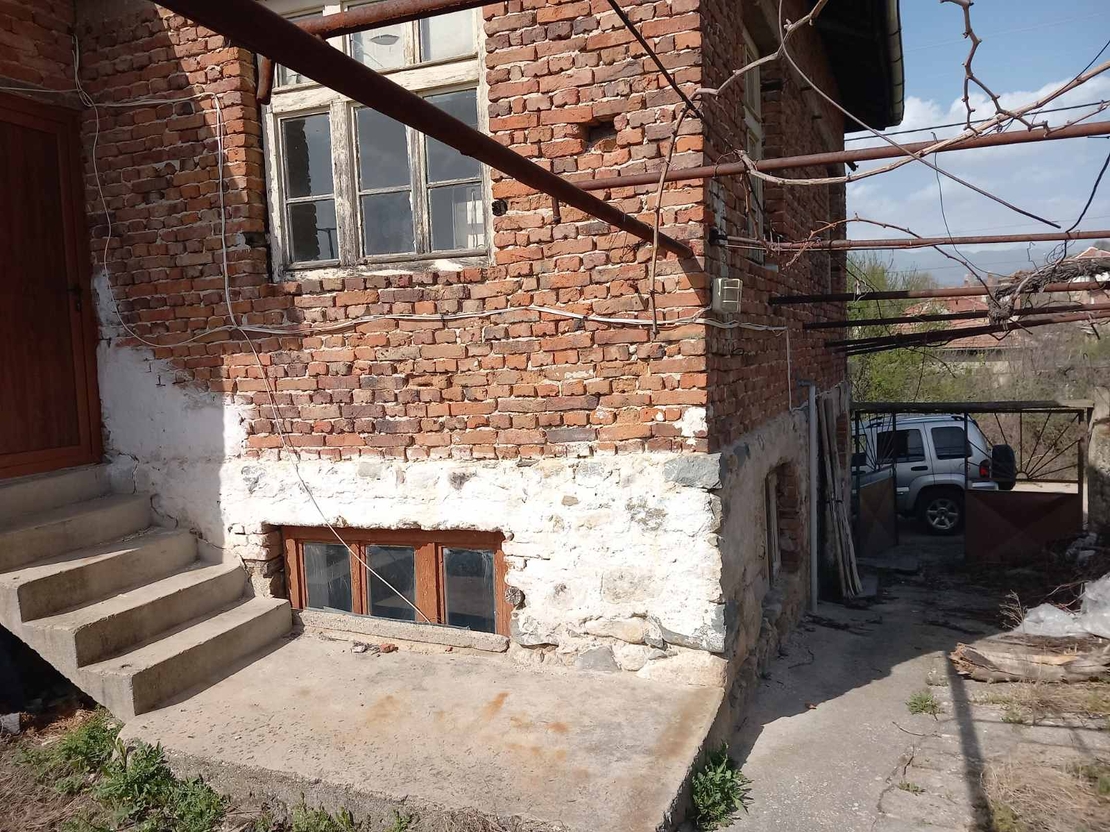 100000лв.Къща село Хърсово