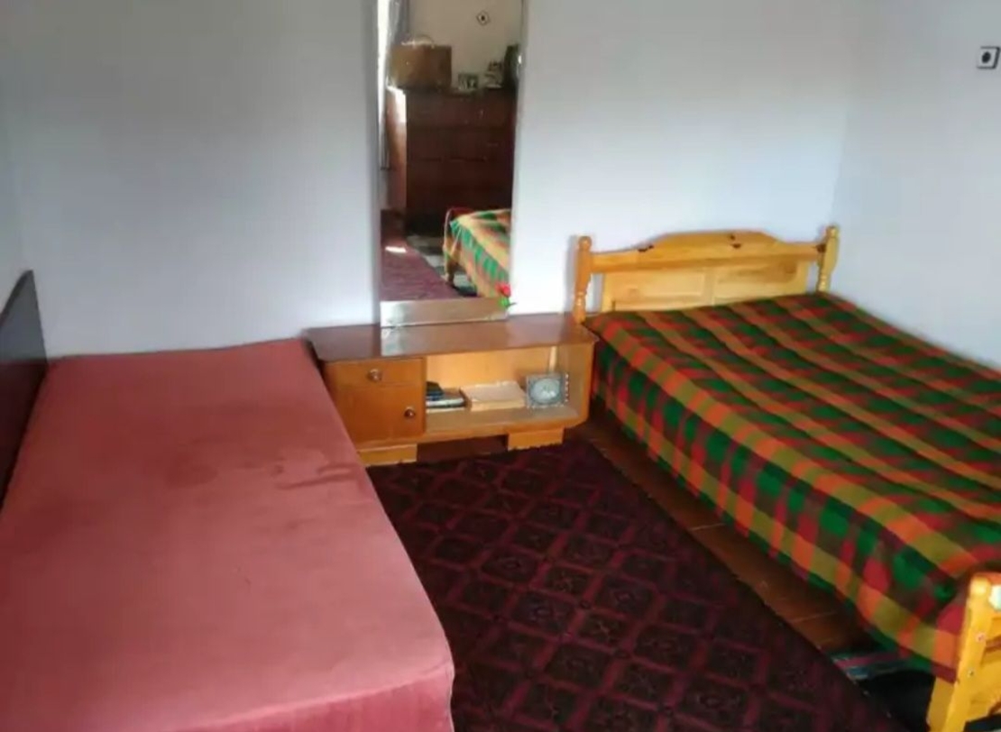 70000лв. Къща в село Струмяни на 2 етажа