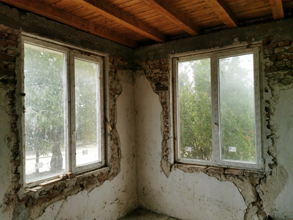 75000лв къща село Генерал Тодоров с 1дк двор