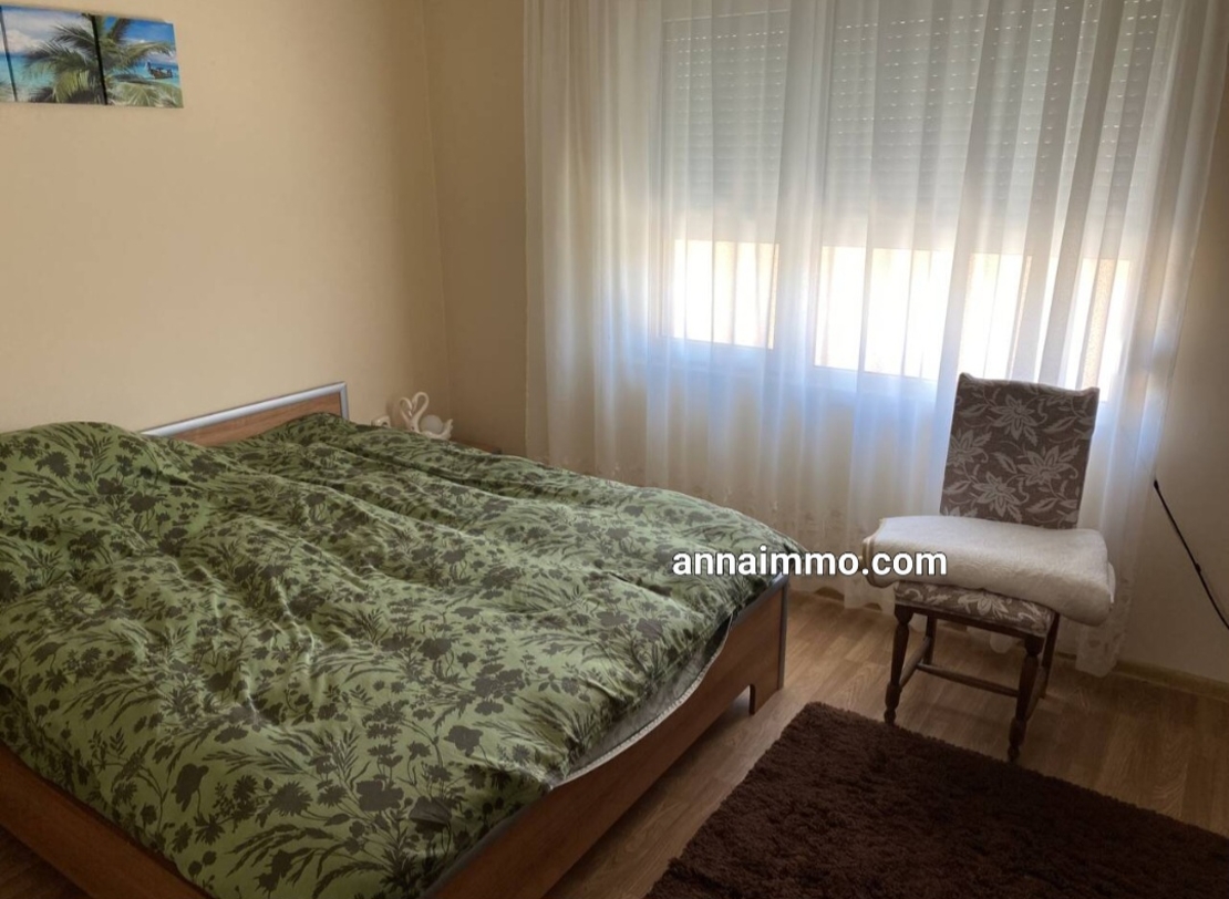 КЪЩА В СЕЛО ДРАКАТА НА 12КМ. ОТ САНДАНСКИ 