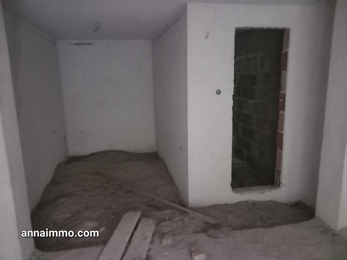 Етаж от Къща В ЦЕНТЪРА НА САНДАНСКИ 140КВ.М 680 ЕВРО НА КВ.М