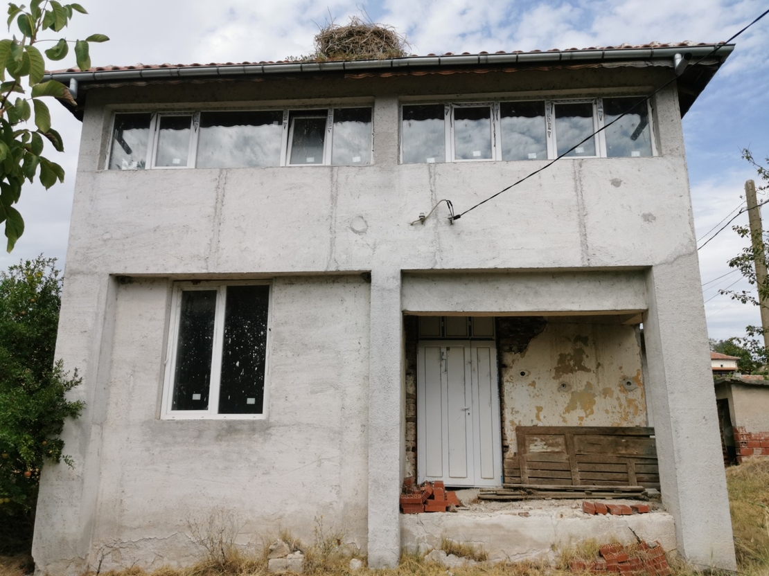 75000лв къща село Генерал Тодоров с 1дк двор