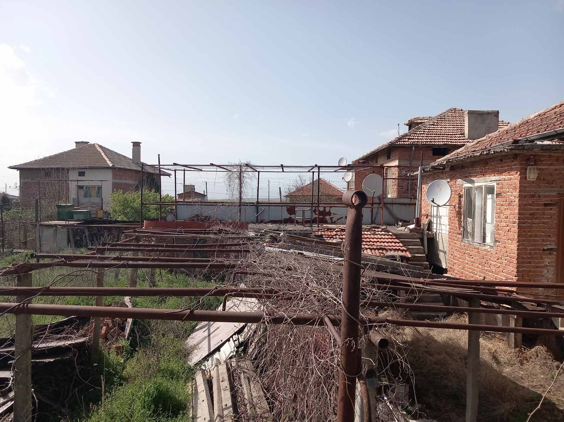 100000лв.Къща село Хърсово