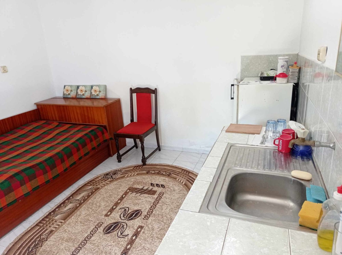 70000лв. Къща в село Струмяни на 2 етажа