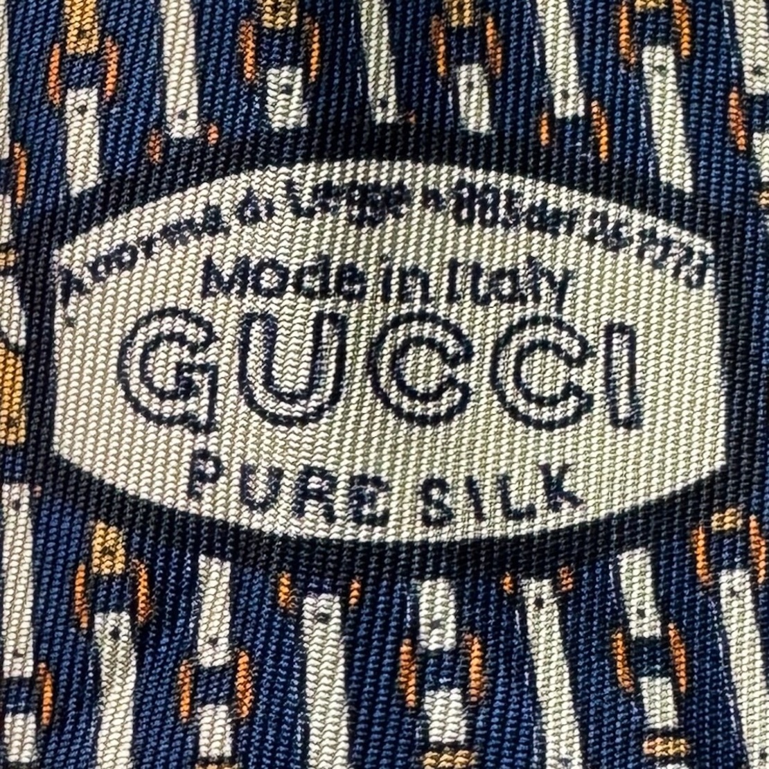 Celine копринена вратовръзка 56''