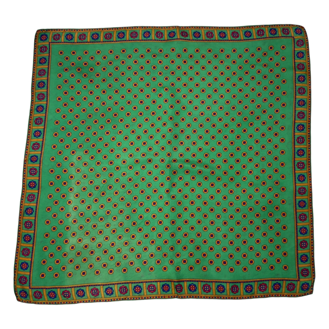 No brand копринен принт шал 66x66