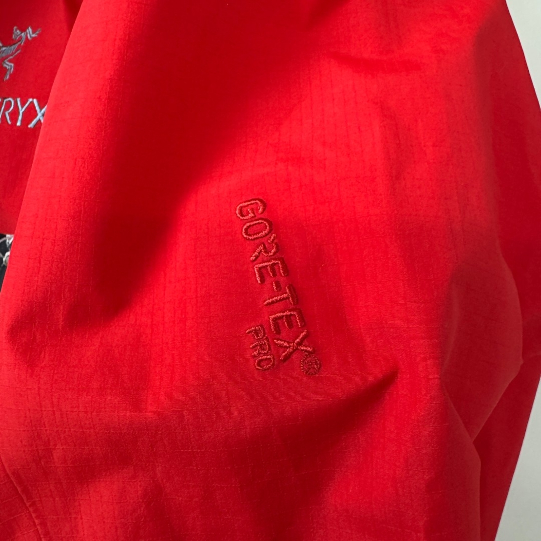 Arc'teryx  Beta AR Jacket - Men's (S)