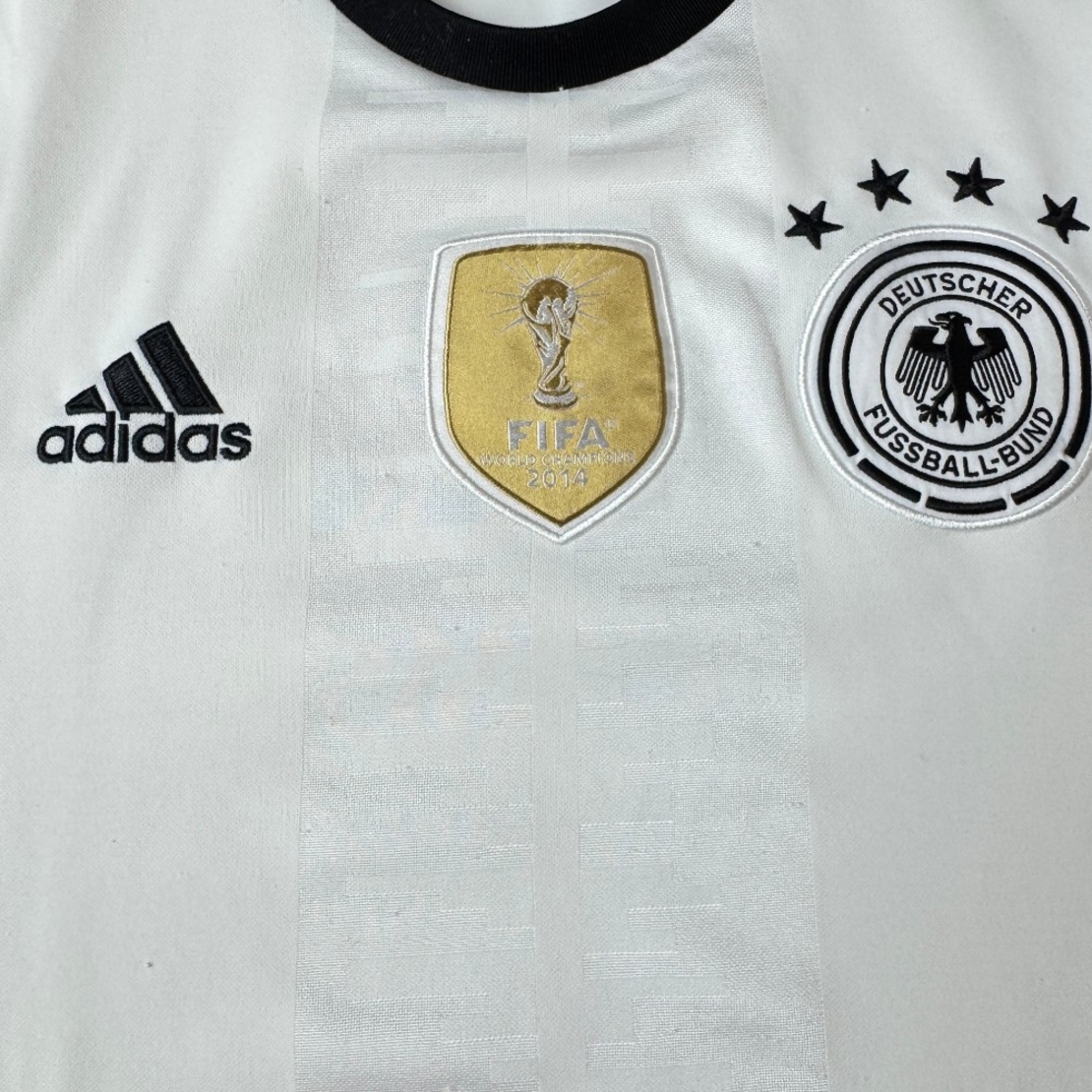 Футболна фланелка на Германия 2015-16 Adidas – (M)