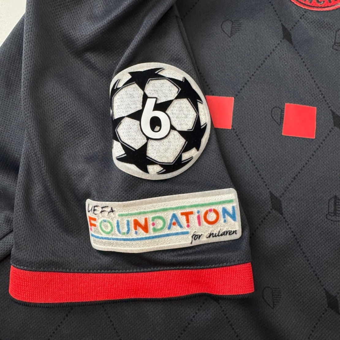 Футболна тениска Adidas Bayern Munich 2022-23, Mane #17, размер M