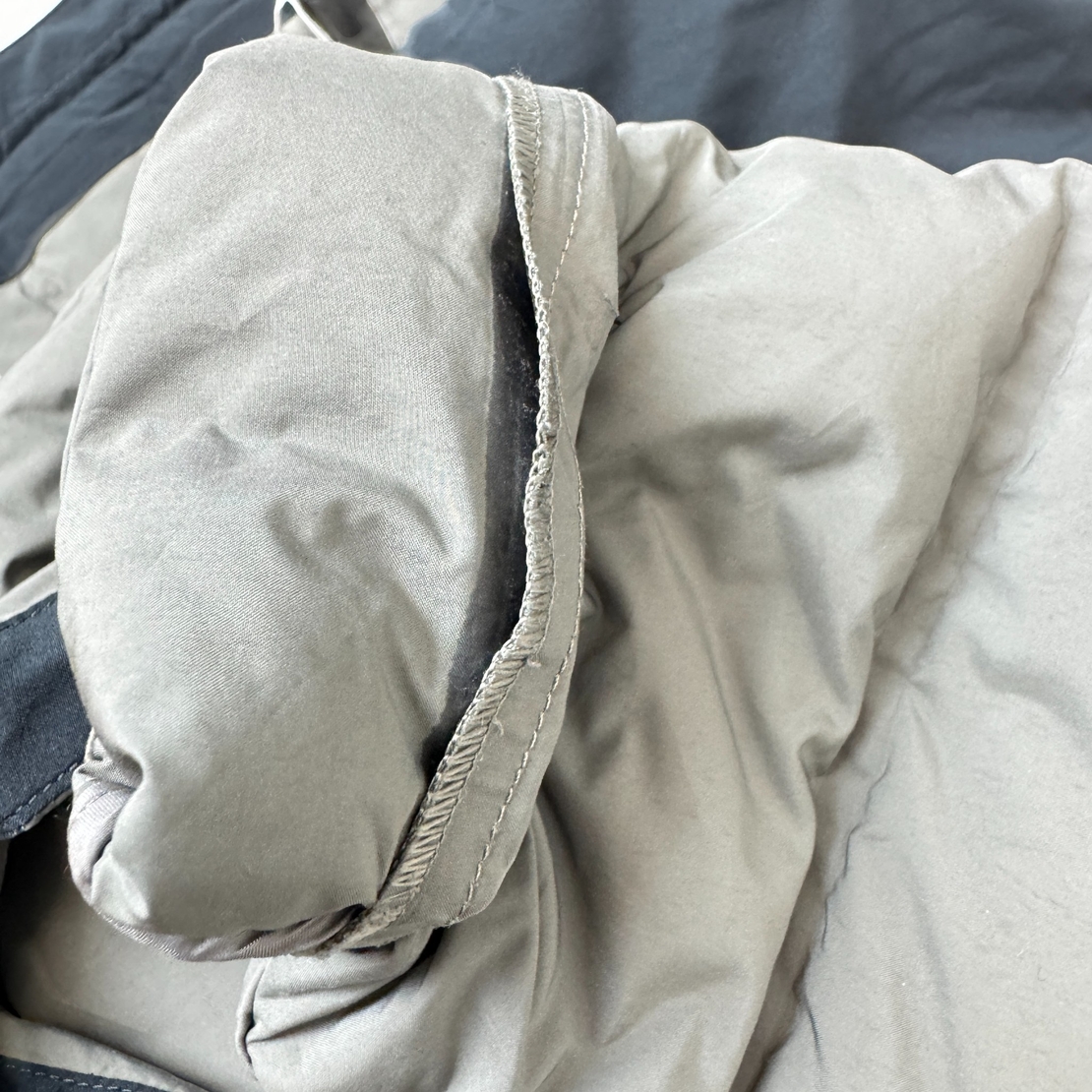 Lululemon Navigation мъжко пухено яке (S)