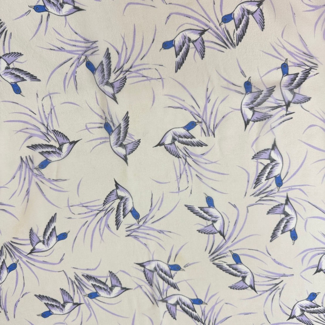 Beauty elegant silk scarf with Japanese print and birds