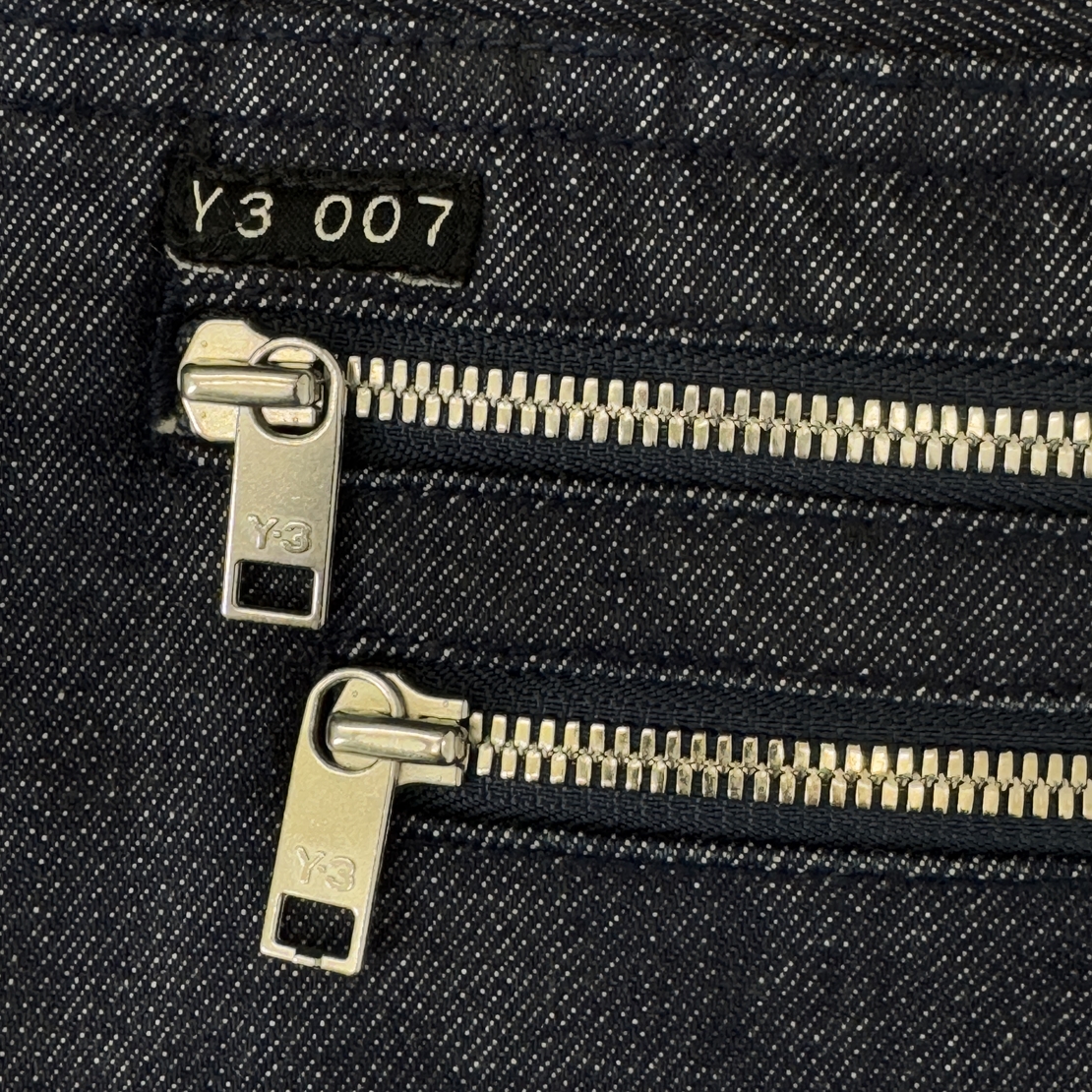 Y-3 Women's slim jeans (28)
