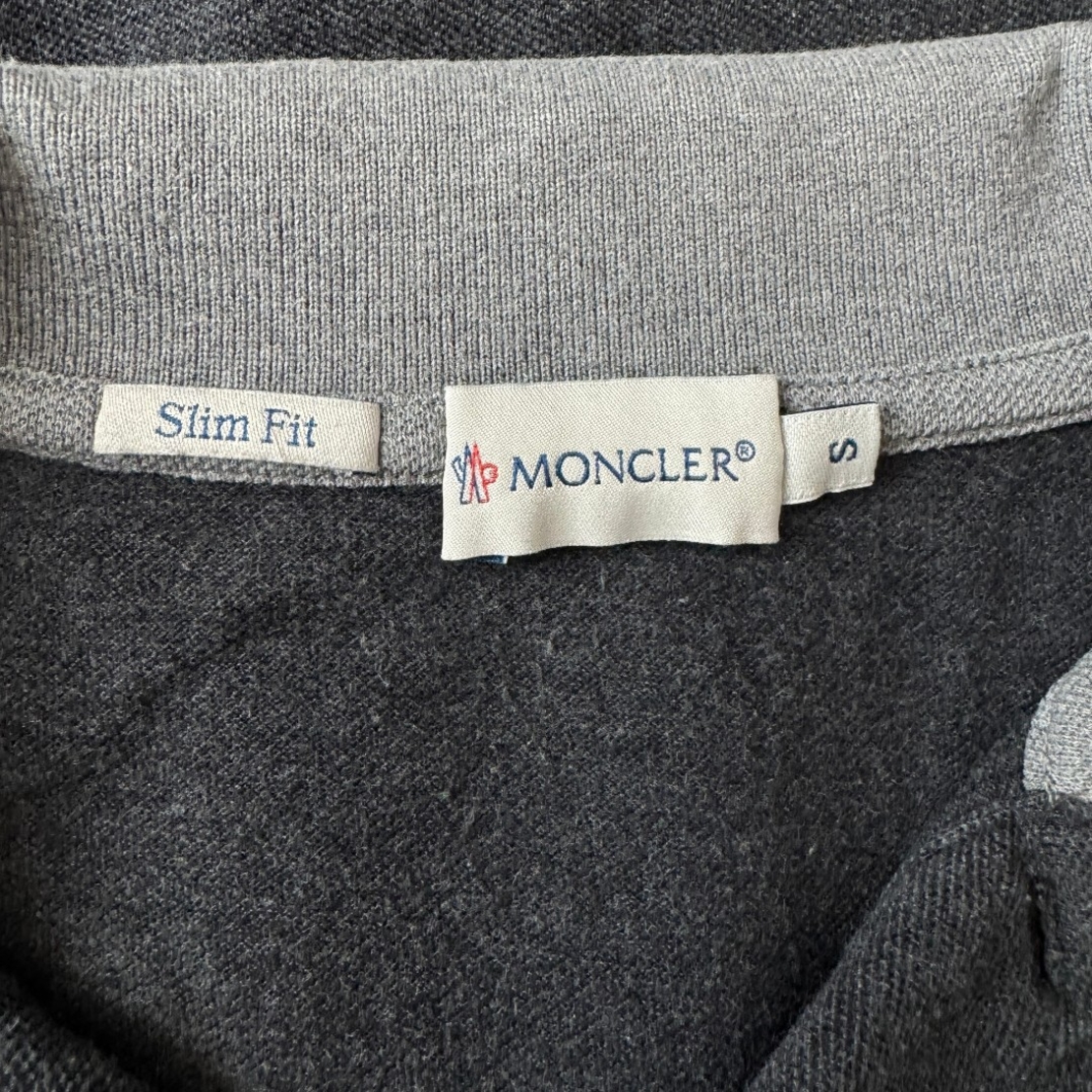 Moncler women chest logo-patch detail polo shirt (S)