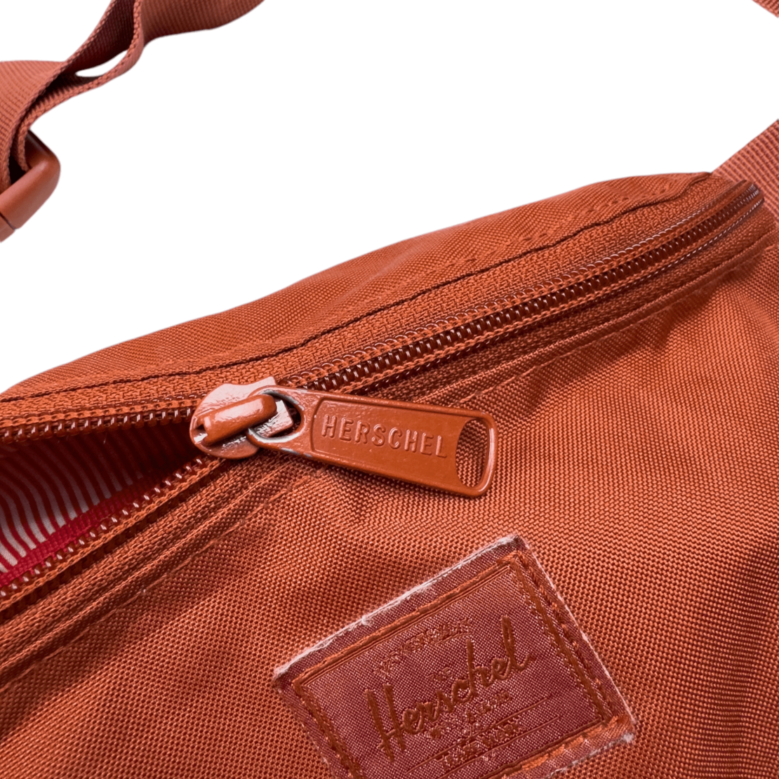 Herschel чанта за кръст