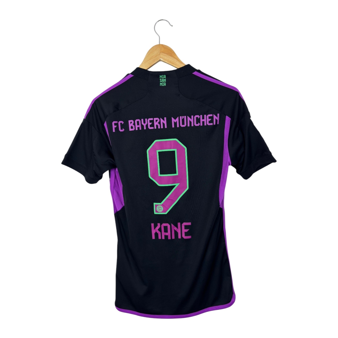 Футболна тениска Adidas Bayern Munich 2023-24 Away Kane #9 размер S