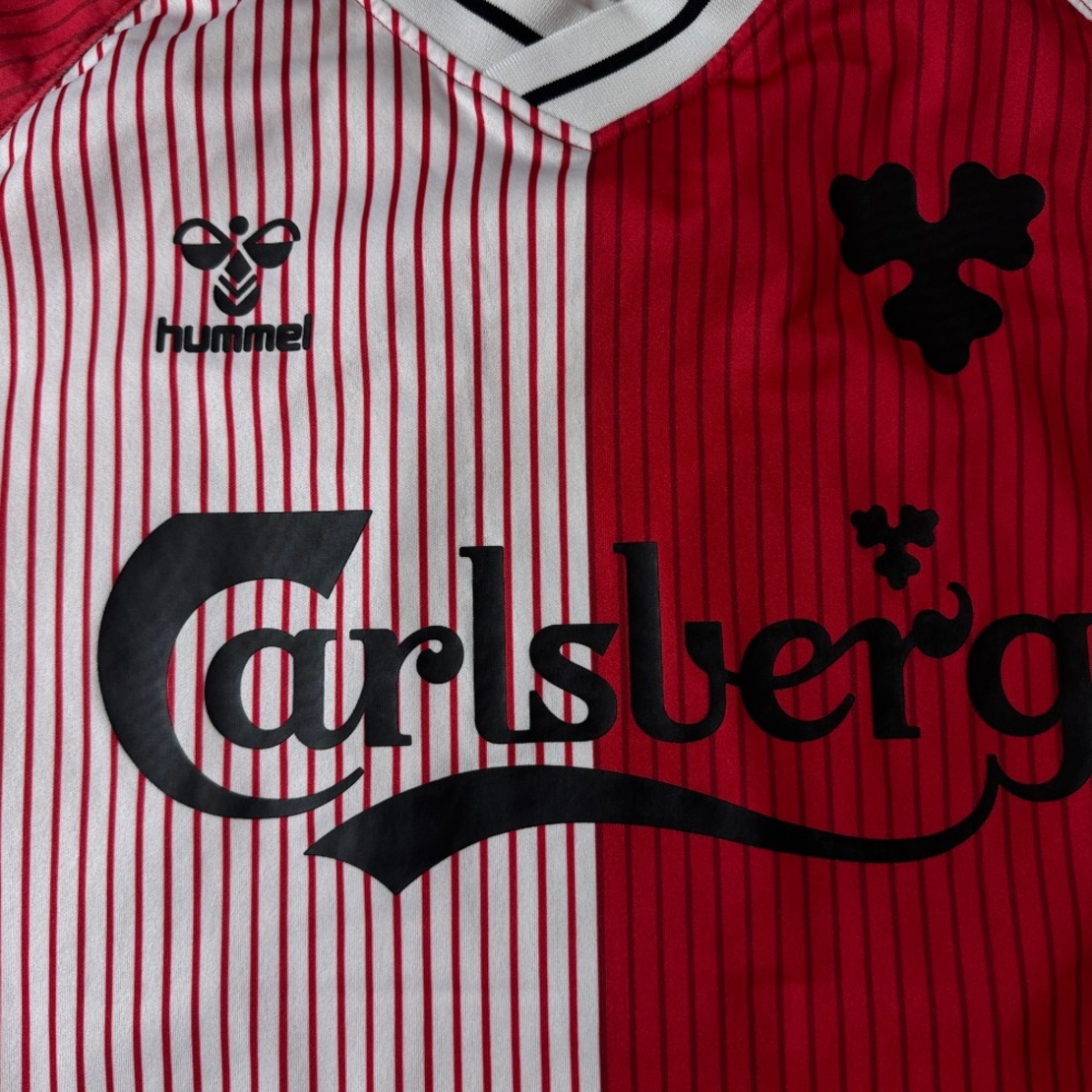 Hummel Denmark 1986 Home #10 Football Shirt (M)