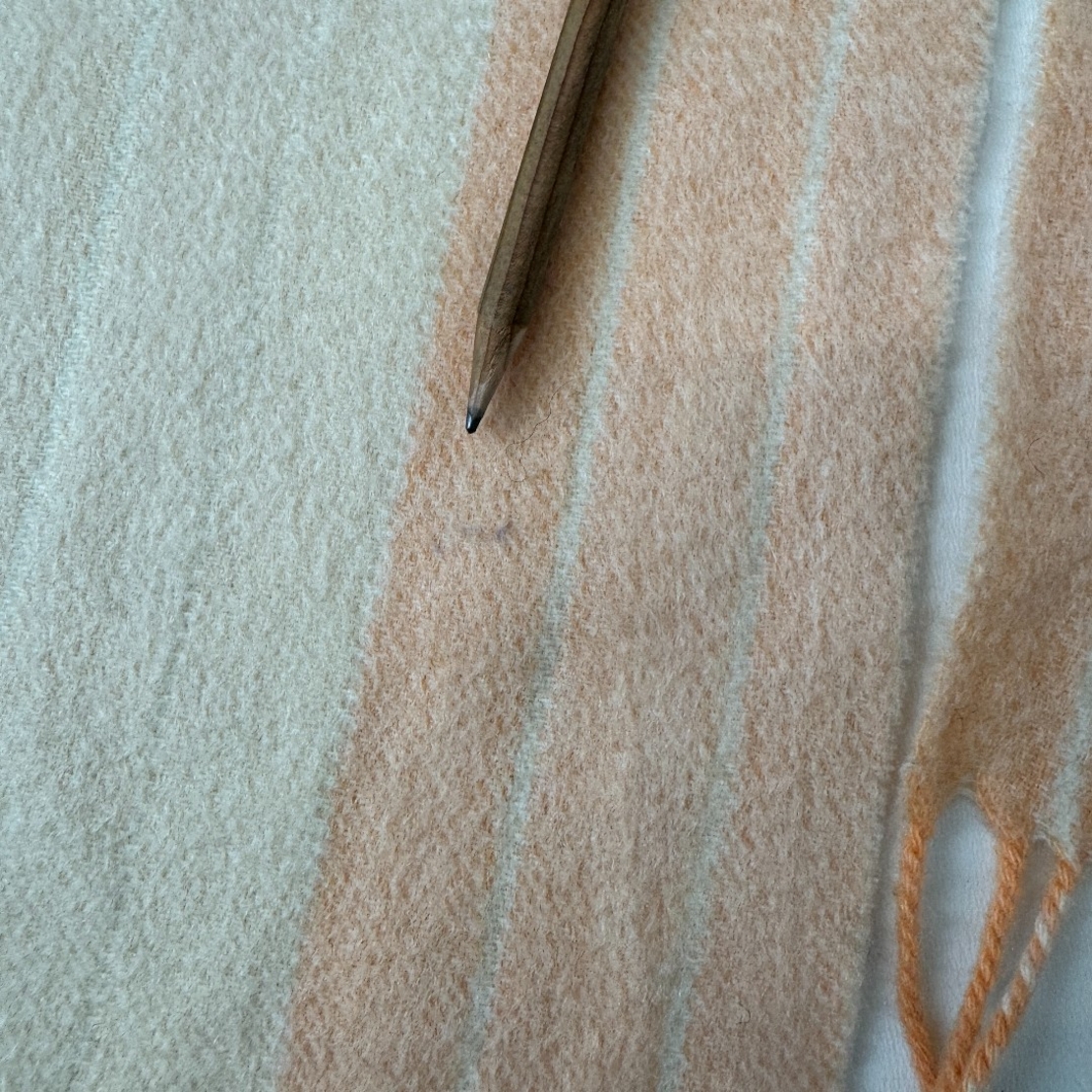 Medici кашмирен шал с ресни