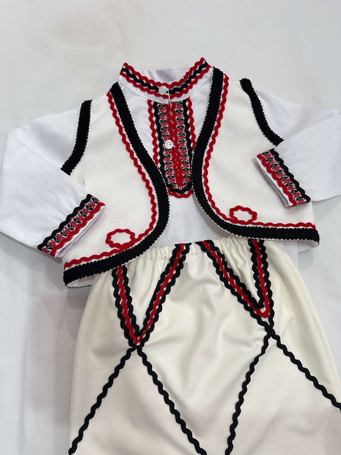 Народна носия Момче  10