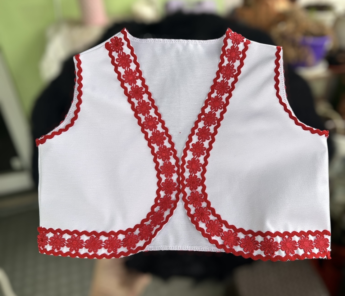 Детски елек в Бяло