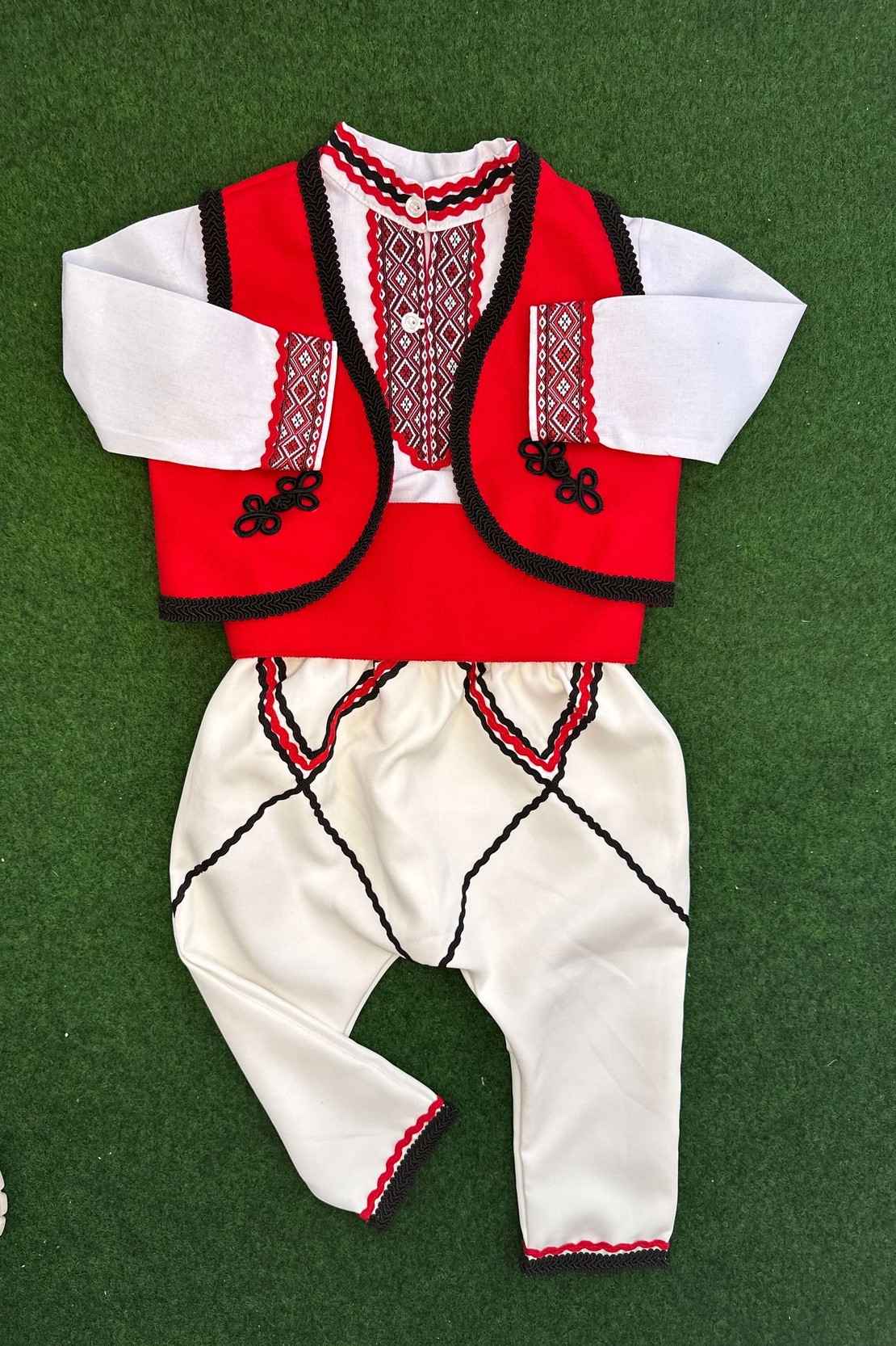 Народна носия Момче 30