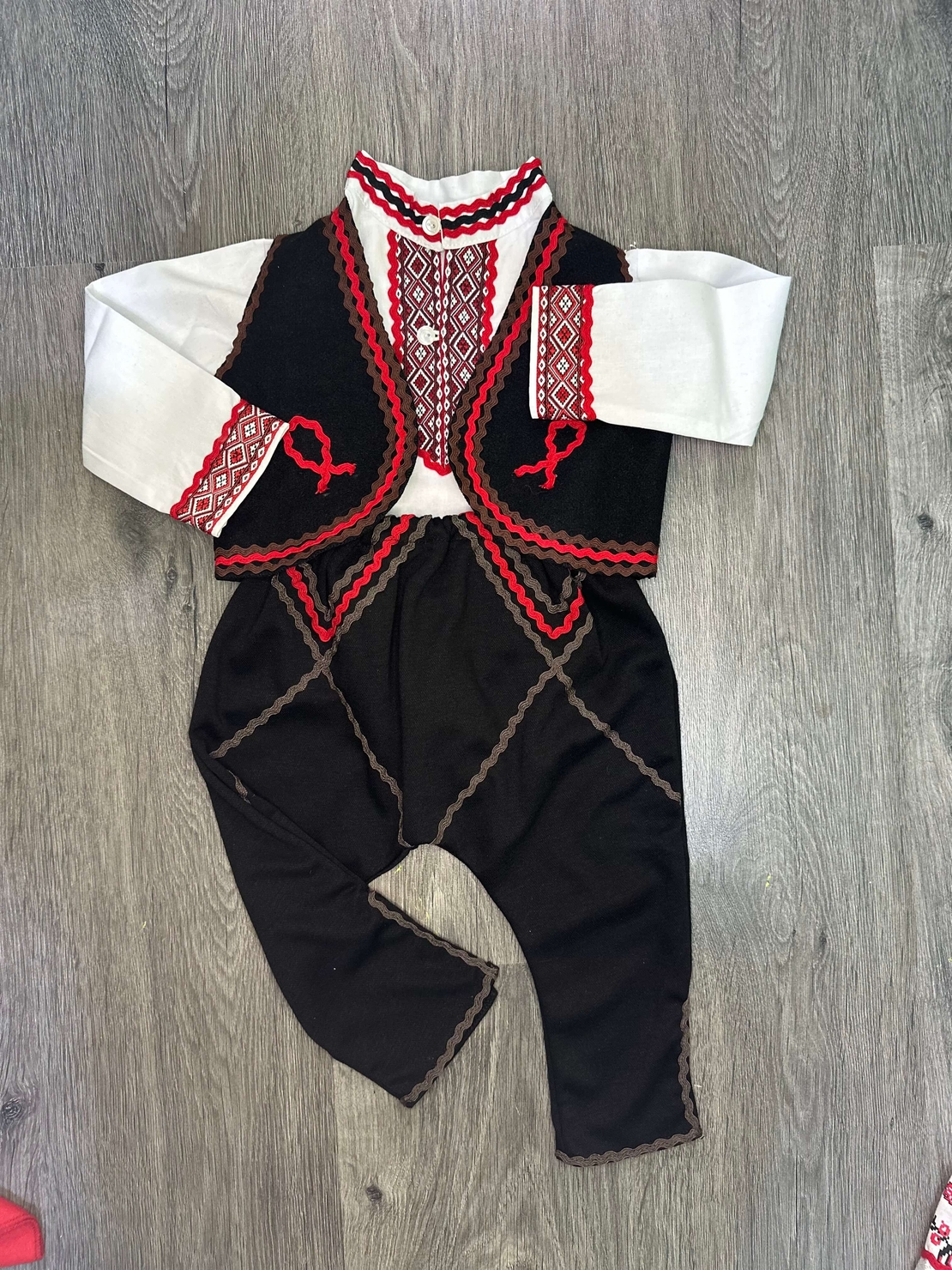 Народна носия Момче  17