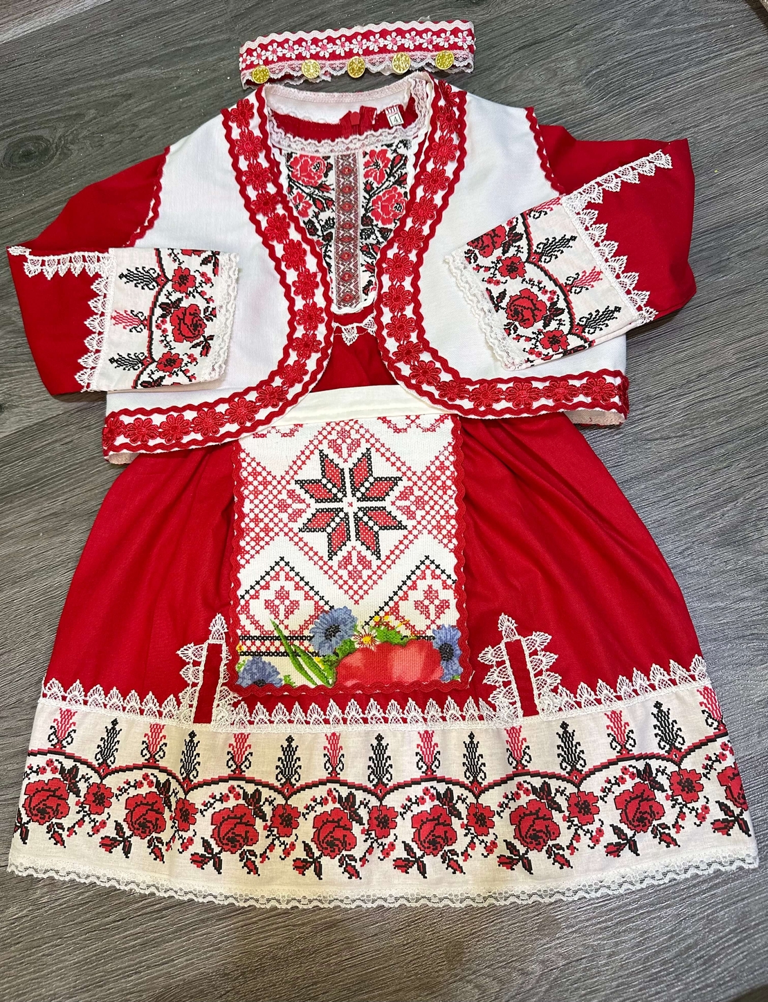 Рокля момиче 46