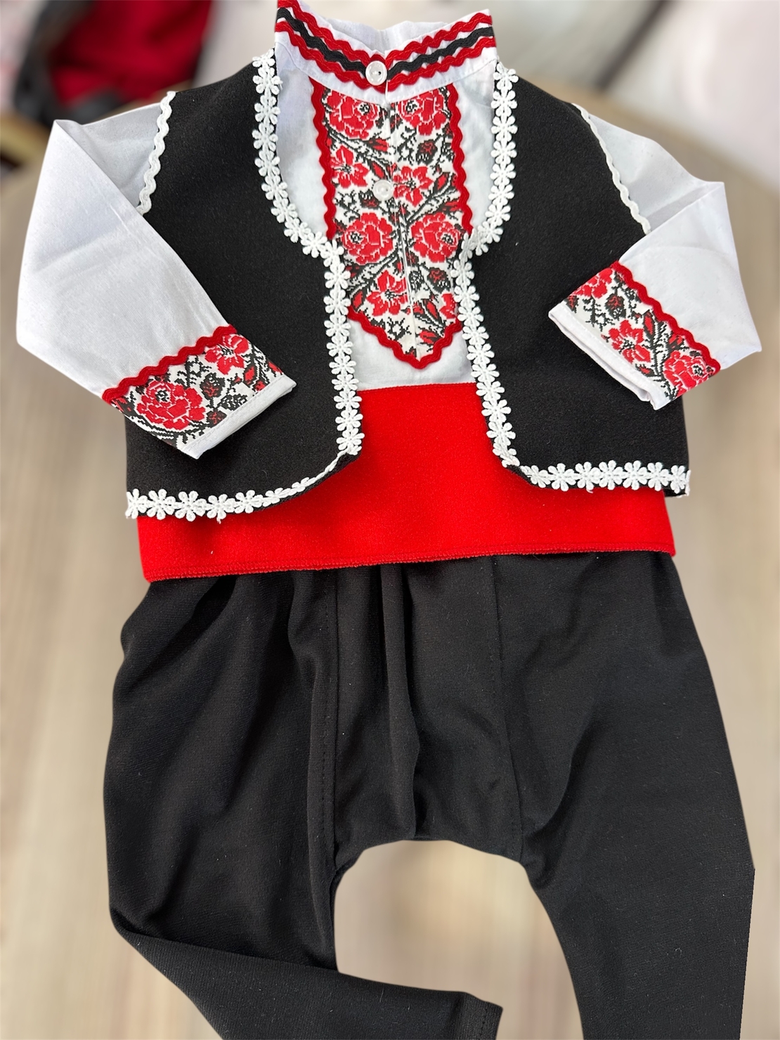 Народна носия Момче 16