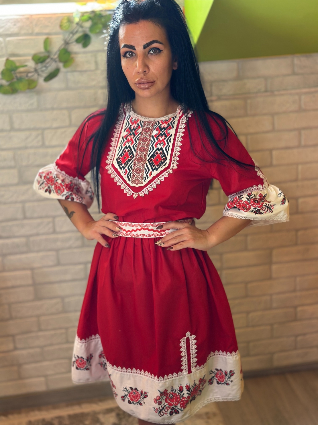 рокля с етно мотиви 50