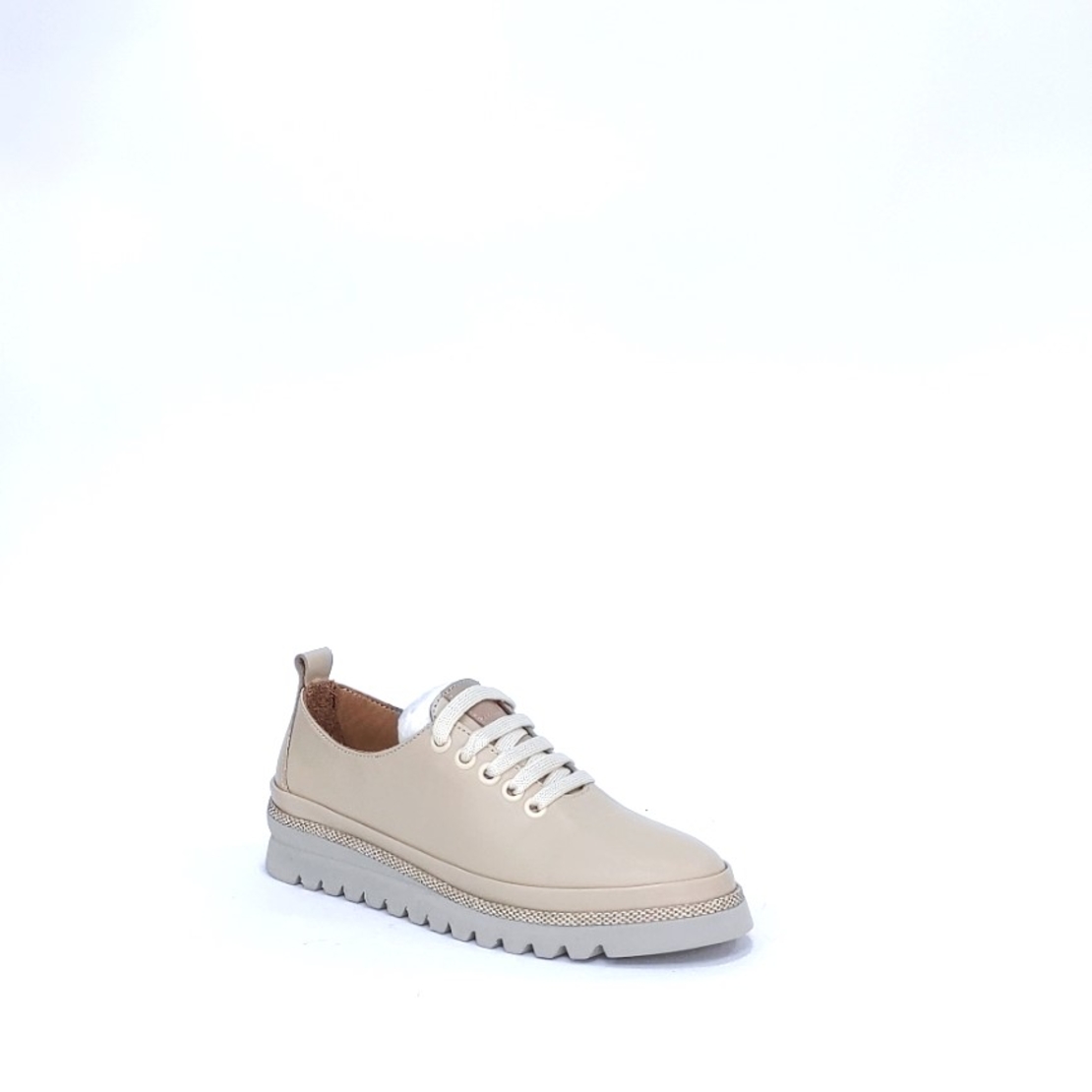 Women's casual shoes / natural leather / anatomic insole / beige /71019