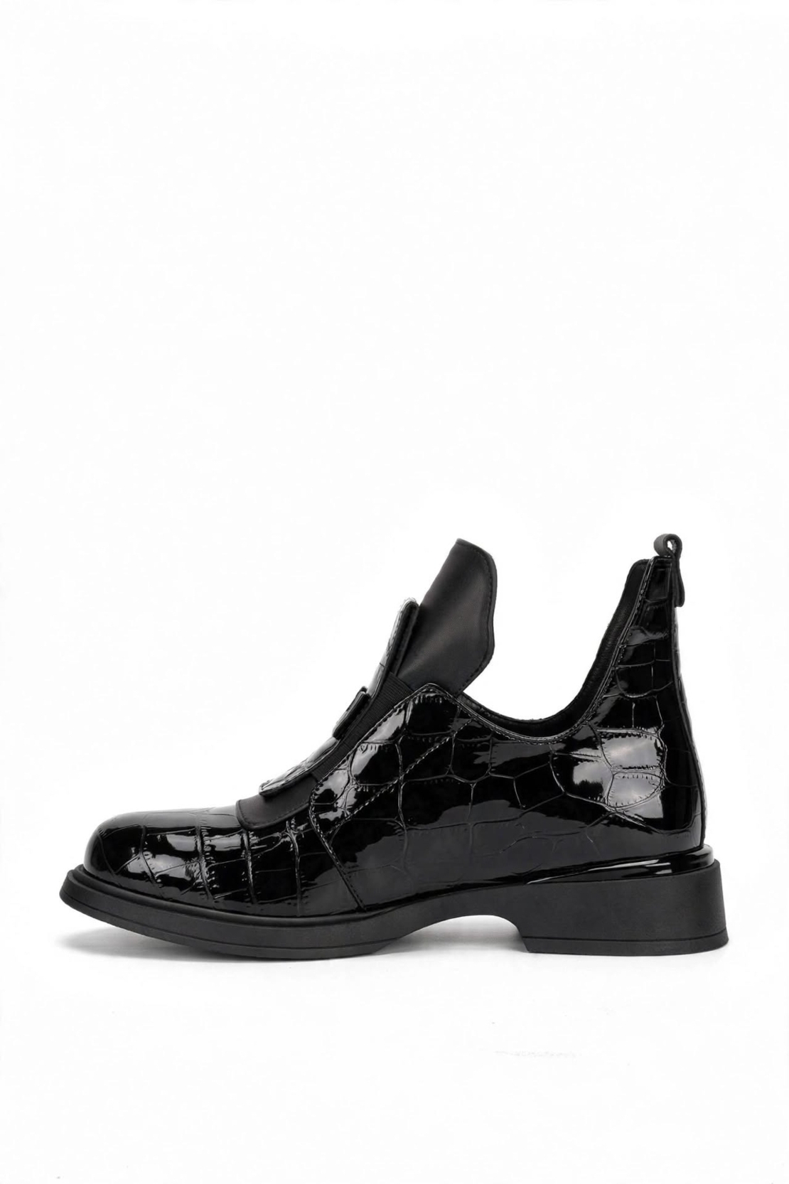 Women's elegant ankle boots / genuine leather / 720-24 / black croc-embossed patent leather