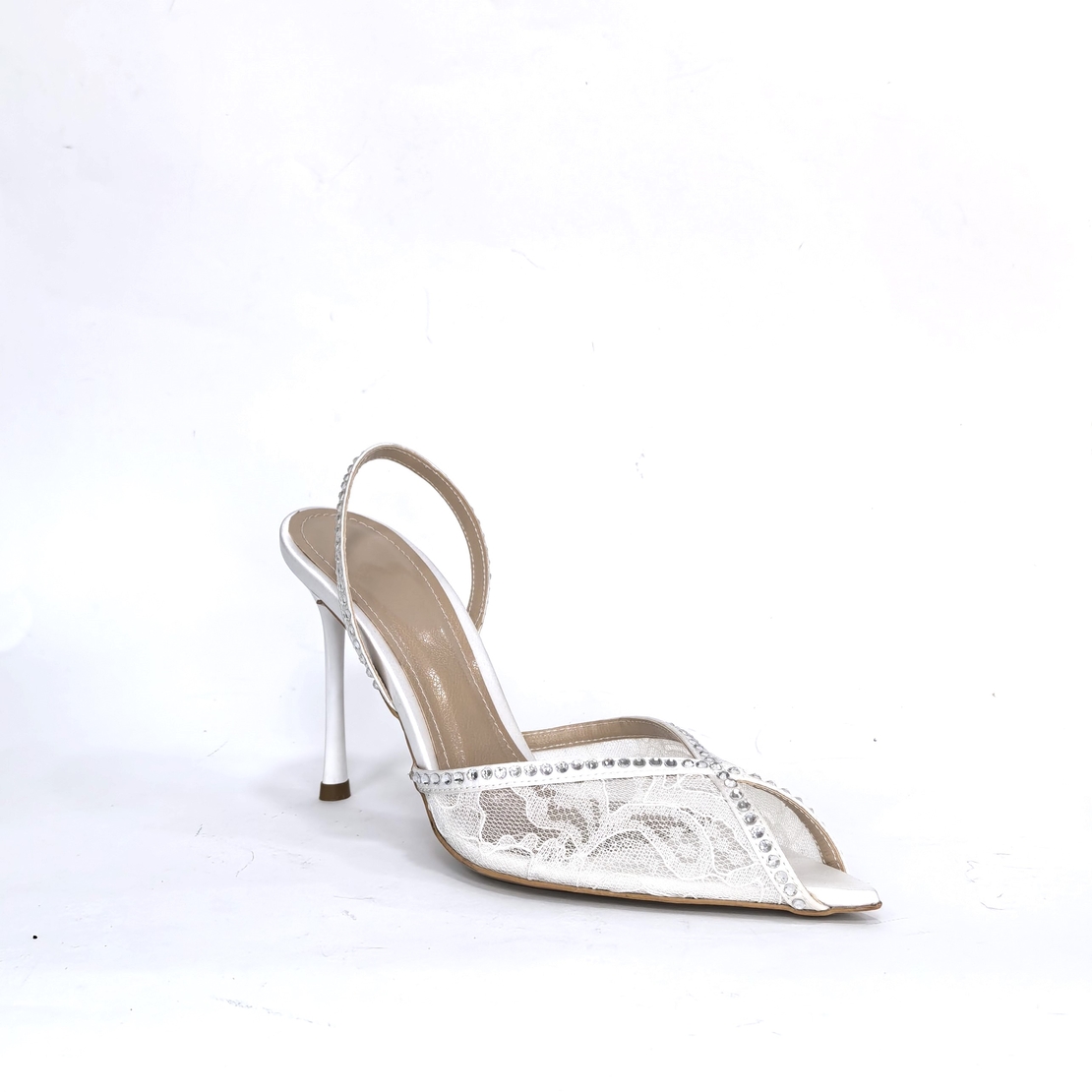 Ladies' elegant shoes / satin / white / 753-8