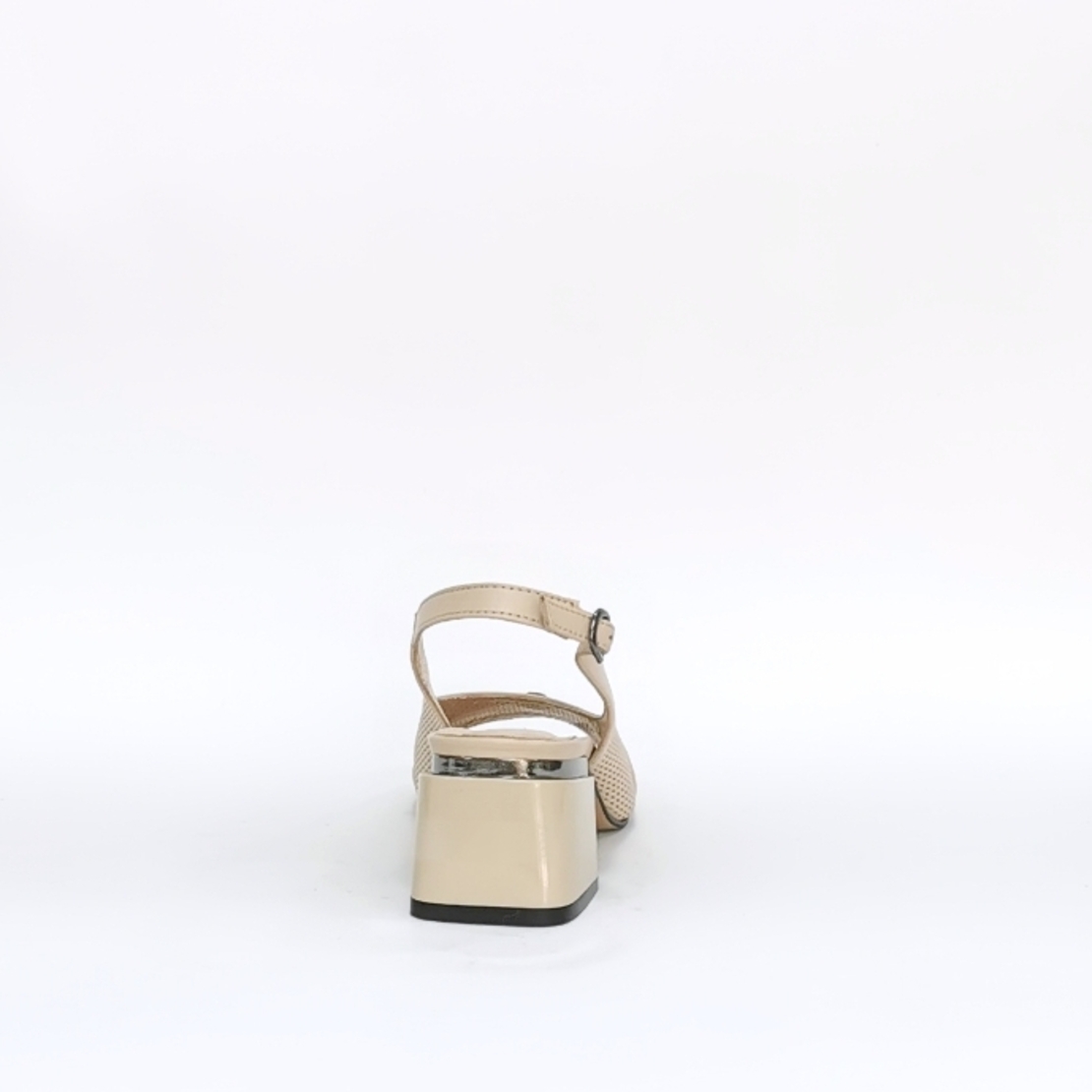 Women's elegant sandals / natural leather /  beige /72386